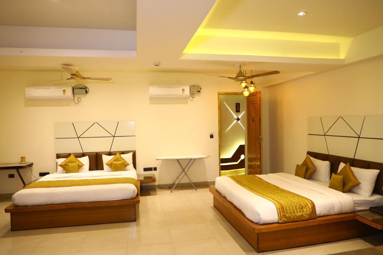 Hotel Grand Kailash,Kotdwara ภายนอก รูปภาพ
