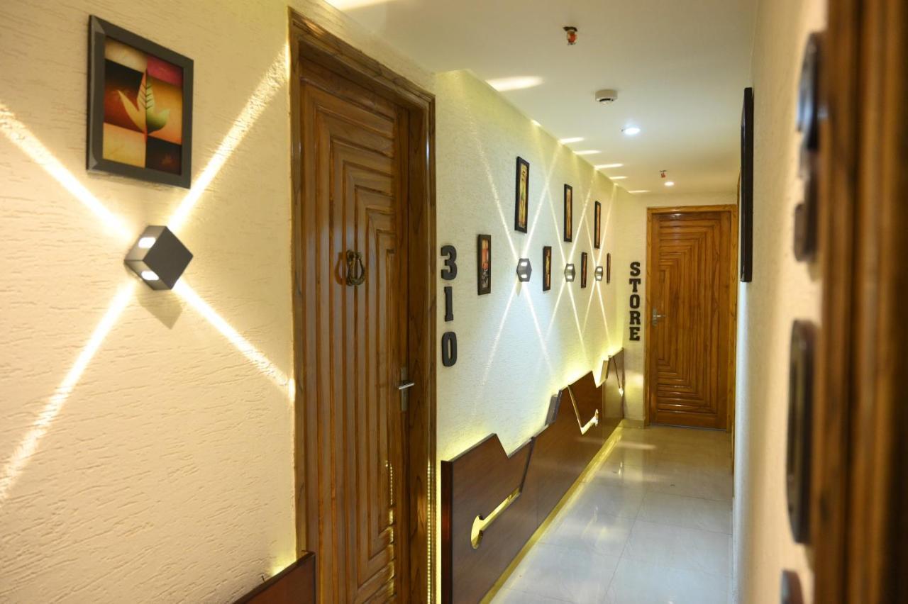 Hotel Grand Kailash,Kotdwara ภายนอก รูปภาพ